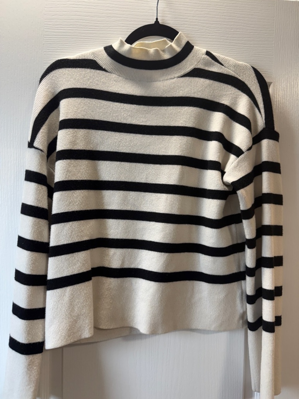 Evereve Striped Black and Cream Crewneck Sweater
